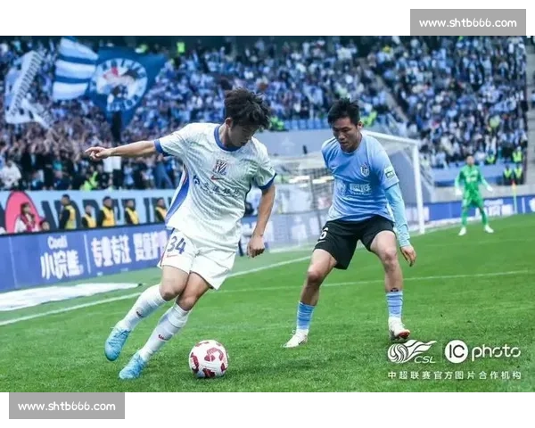 陈晋一领衔中超 9 将出征东亚杯!中国香港剑指历史首球 陈晋一领衔中超 9 将出征东亚杯!中国香港剑指历史首球