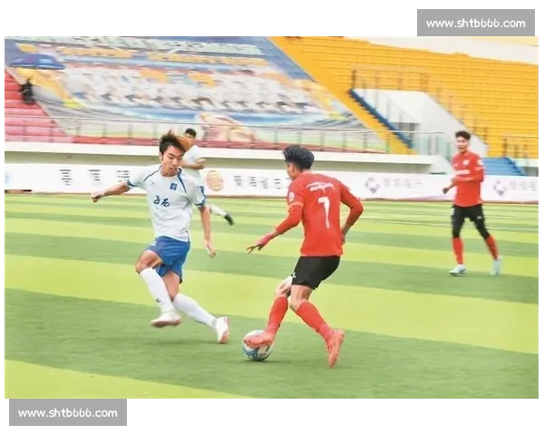 高原绿茵燃诗城 青超联赛海西主场热战正酣 高原绿茵燃诗城 青超联赛海西主场热战正酣