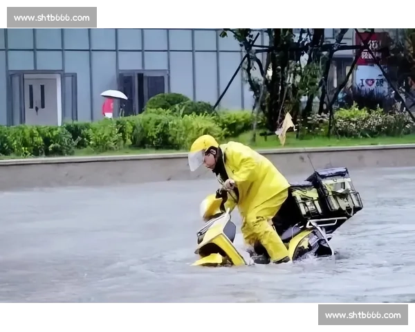 赛道惊魂十分钟！外卖小哥误入闯关现场 保安大哥带我狂奔脱险