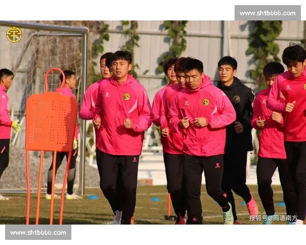 新赛季焦点对决重庆球队vs大足激战山城引爆球迷热情今夜全城瞩目